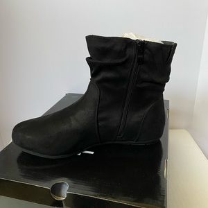 Torrid NWT - Faux Suede Flat Scrunch Bootie 9W